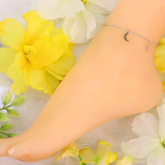"Minimalist Anklet, Sleek & Modern Design, Women’s Fashion, YC110239-A - Picture 9 of 10